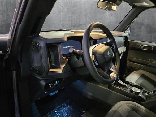 2025 Ford Bronco Base 4 Door 4x4