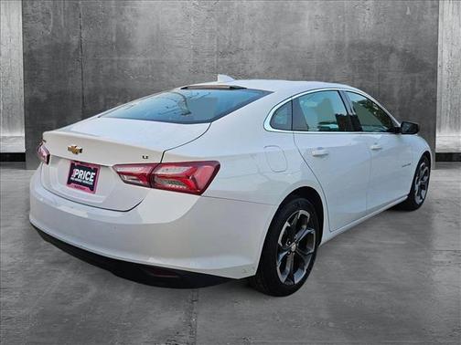 2022 Chevrolet Malibu FWD LT