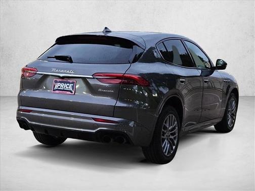 Gray 2023 Maserati Grecale GT