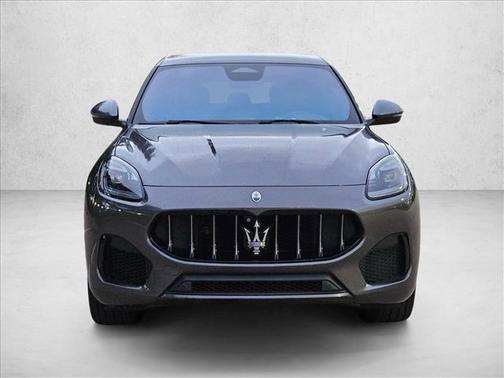 Gray 2023 Maserati Grecale GT