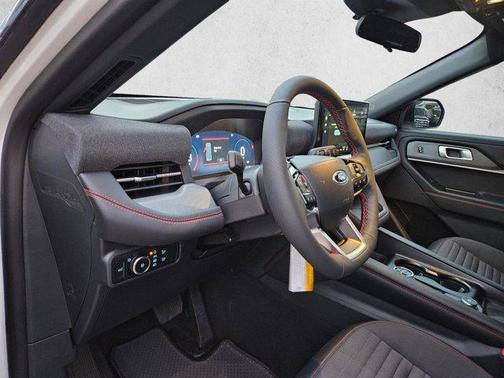 Star White Metallic Tri-Coat 2026 Ford Explorer ST-Line