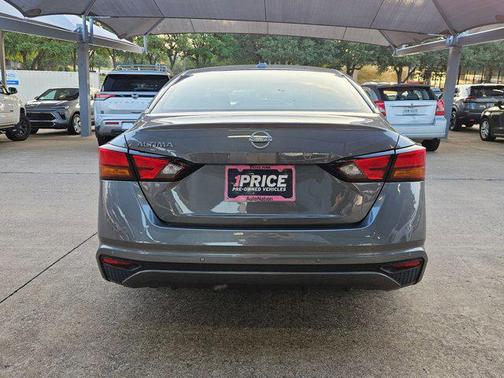 Gun Metallic 2025 Nissan Altima SV FWD