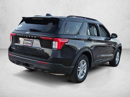 Agate Black Metallic 2026 Ford Explorer Active w/200A Pkg