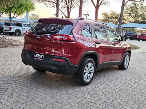 Deep Cherry Red Crystal Pearlcoat 2015 Jeep Cherokee Sport