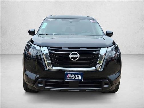 2025 Nissan Pathfinder SV FWD