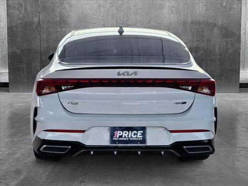 2022 Kia K5 GT-Line