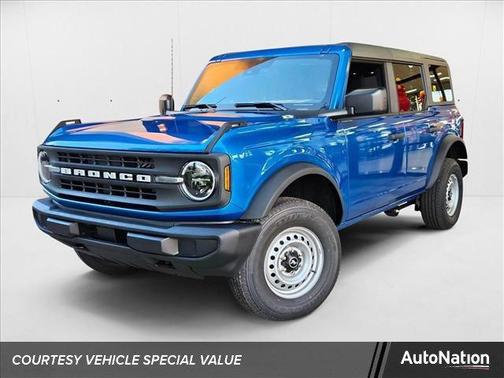 2025 Ford Bronco Base 4 Door 4x4