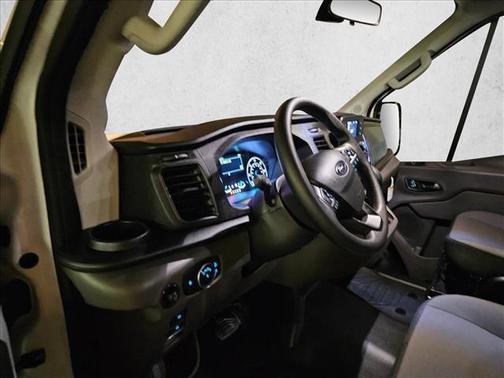 2025 Ford Transit-350 XL