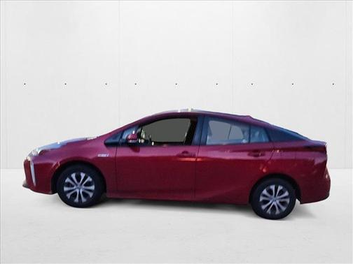 2020 Toyota Prius XLE