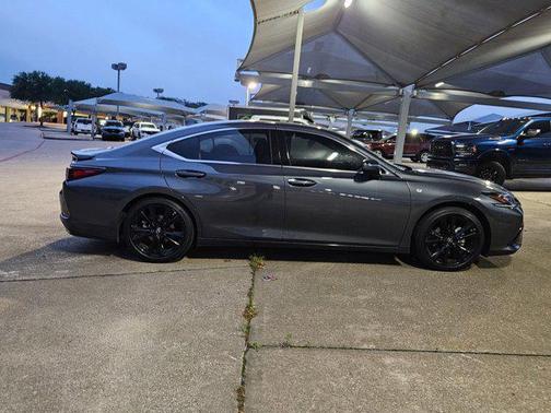 2022 Lexus ES 350 F Sport