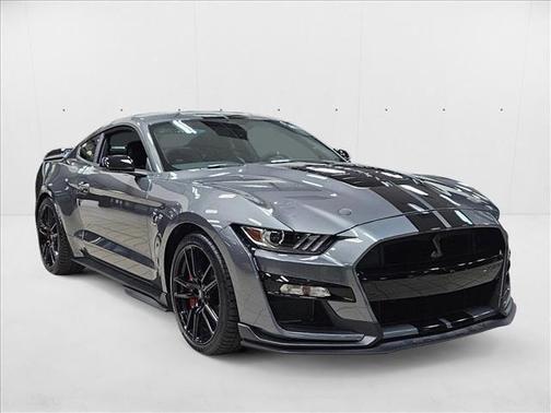 2022 Ford Shelby GT500 Base