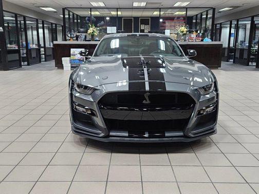 2022 Ford Shelby GT500 Base
