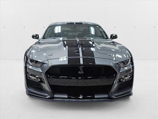 2022 Ford Shelby GT500 Base
