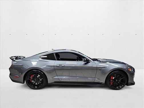 2022 Ford Shelby GT500 Base