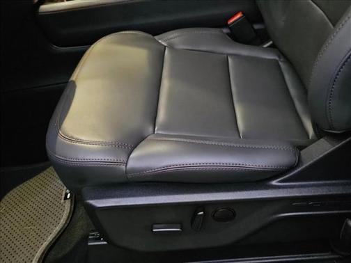 2025 Ford Expedition Max Active 4x2