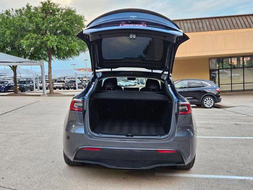 2023 Tesla Model Y Performance Dual Motor All-Wheel Drive