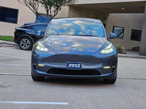 2023 Tesla Model Y Performance Dual Motor All-Wheel Drive