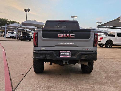 2024 GMC Sierra 2500 AT4