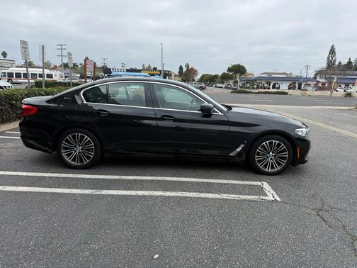 2019 BMW 530e xDrive iPerformance