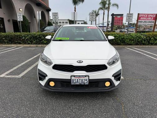 White 2020 Kia Forte FE