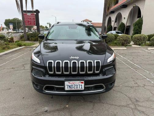 2015 Jeep Cherokee Sport