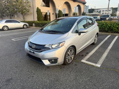 Alabaster Silver Metallic 2015 Honda Fit EX
