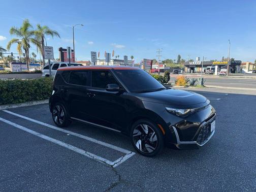 Fusion Black 2023 Kia Soul GT-Line