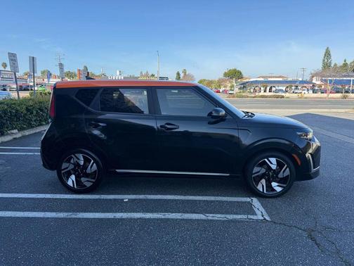 Fusion Black 2023 Kia Soul GT-Line