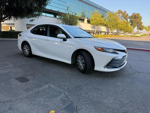 2022 Toyota Camry LE