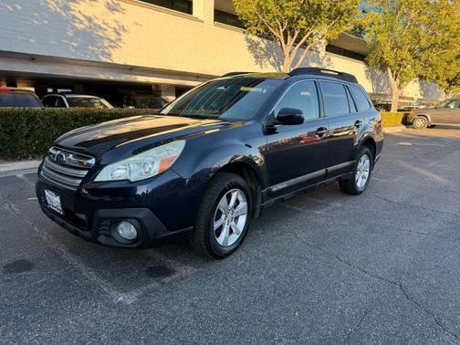 2013 Subaru Outback 2.5i Premium
