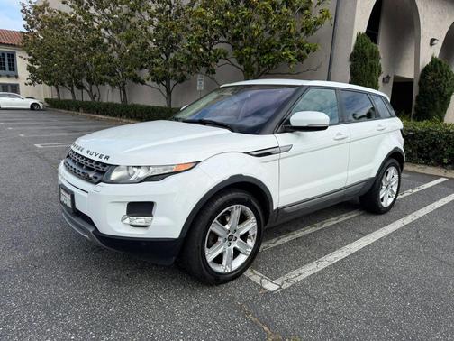White 2013 Land Rover Range Rover Evoque Pure Plus