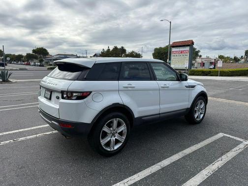 White 2013 Land Rover Range Rover Evoque Pure Plus
