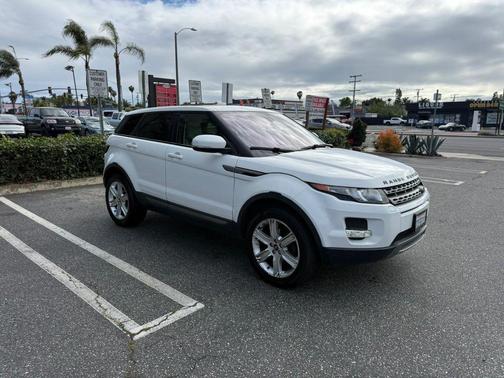 White 2013 Land Rover Range Rover Evoque Pure Plus