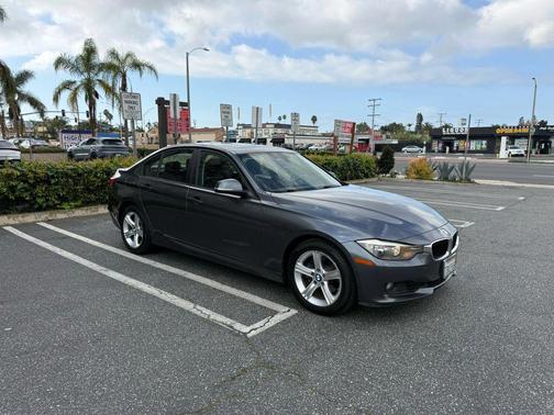2013 BMW 328 328i Sedan 4D