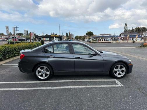 2013 BMW 328 328i Sedan 4D