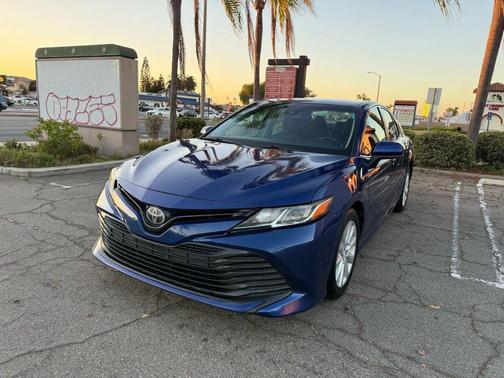 2018 Toyota Camry LE