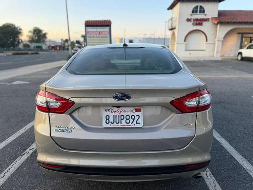 2016 Ford Fusion Energi SE Luxury