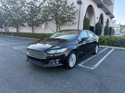 2015 Ford Fusion Energi SE Luxury
