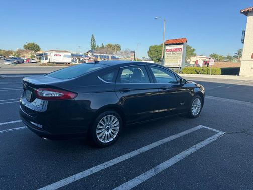 2015 Ford Fusion Energi SE Luxury
