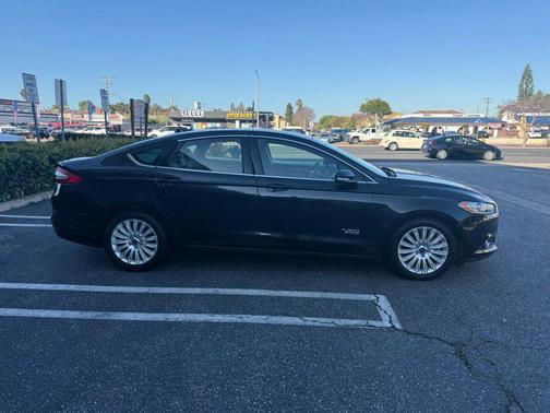2015 Ford Fusion Energi SE Luxury