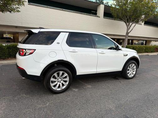 2019 Land Rover Discovery Sport SE