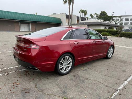2013 Lincoln MKZ Hybrid Base