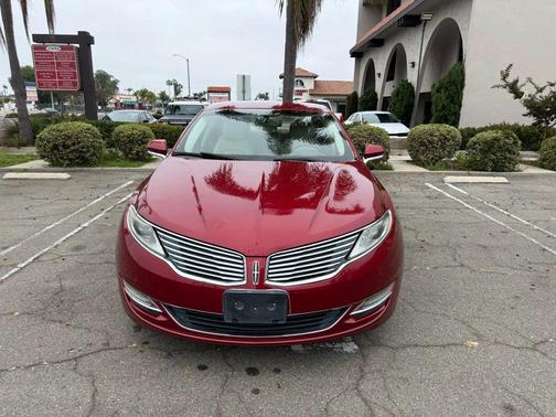2013 Lincoln MKZ Hybrid Base