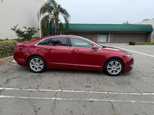 2013 Lincoln MKZ Hybrid Base