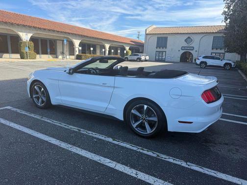 2016 Ford Mustang V6