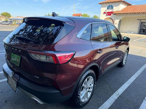 2021 Ford Escape SE