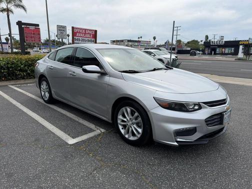 Silver 2018 Chevrolet Malibu Hybrid Base