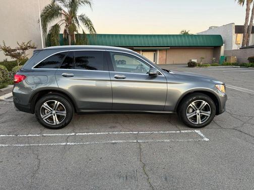 2016 Mercedes-Benz GLC 300 Base