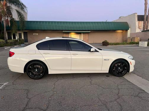 2013 BMW ActiveHybrid 5 ActiveHybrid 5 Sedan 4D