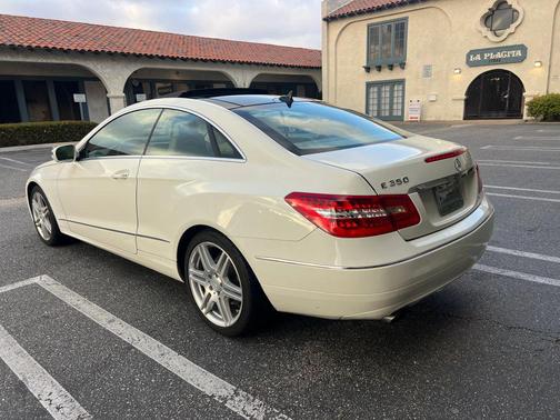 White 2010 Mercedes-Benz E-Class E 350 Coupe 2D